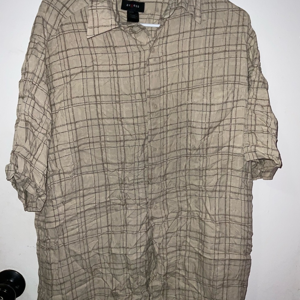 Axcess Men’s Beige Plaid Button-Up Shirt size XL